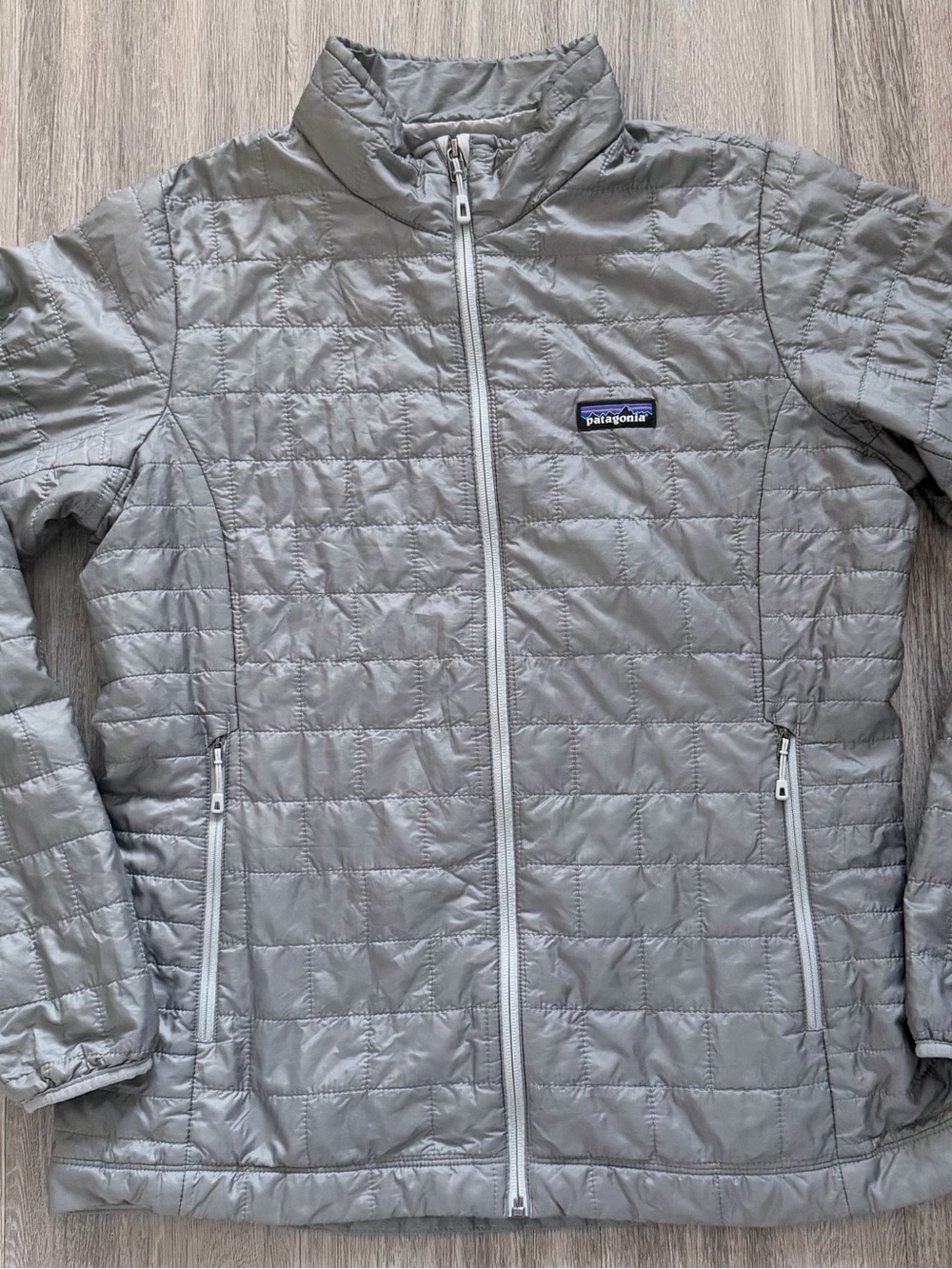 Patagonia Nano Puff Jacket Womens Large Silver Grey Puffer Jacket Coat Hiking